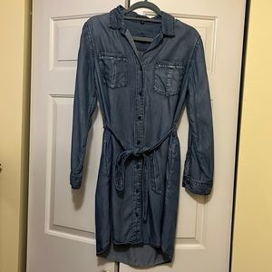 Velvet Heart Faux Denim/Chambray dress. Size small